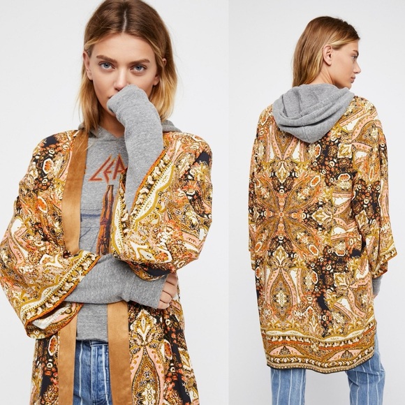 Free People All Yours Faux Suede Trim Kimono Boho Bell Sleeve Paisley Jacket Top - Picture 1 of 10